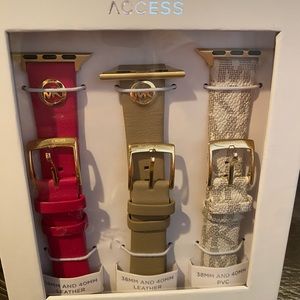 Micheal Kors interchangeable band set for Apple Watch.